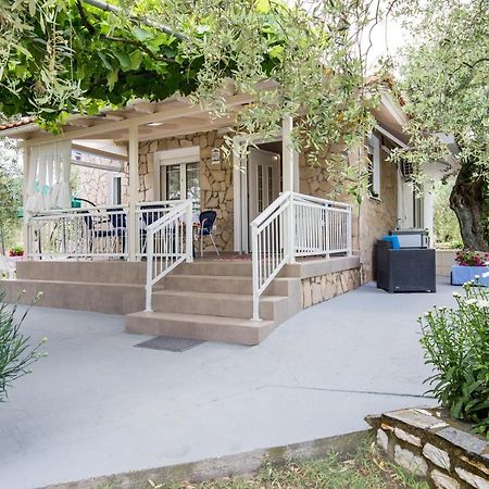 Kiriakos Holiday Home Astris Exterior photo