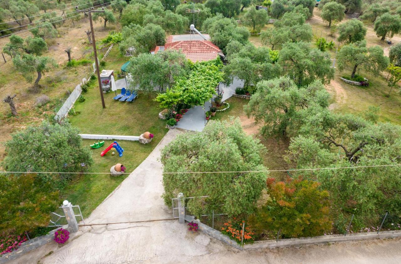 Kiriakos Holiday Home Astris Exterior photo